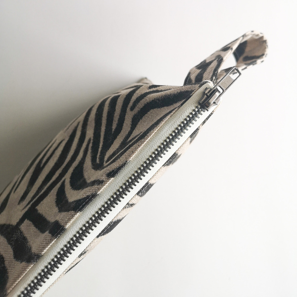 Τσάντα με αδιάβροχη επένδυση Linen Tiger - animal print, all day, χειρός, πάνινες τσάντες, φθηνές - 4