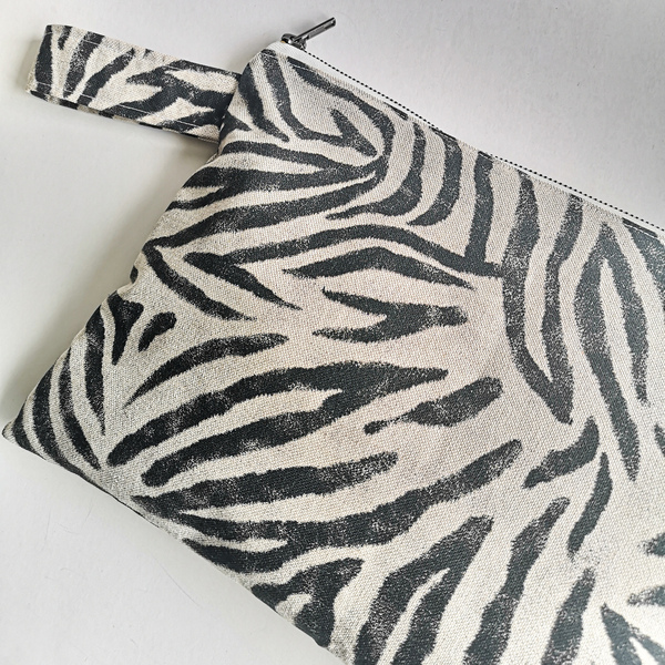 Τσάντα με αδιάβροχη επένδυση Linen Tiger - animal print, all day, χειρός, πάνινες τσάντες, φθηνές - 5