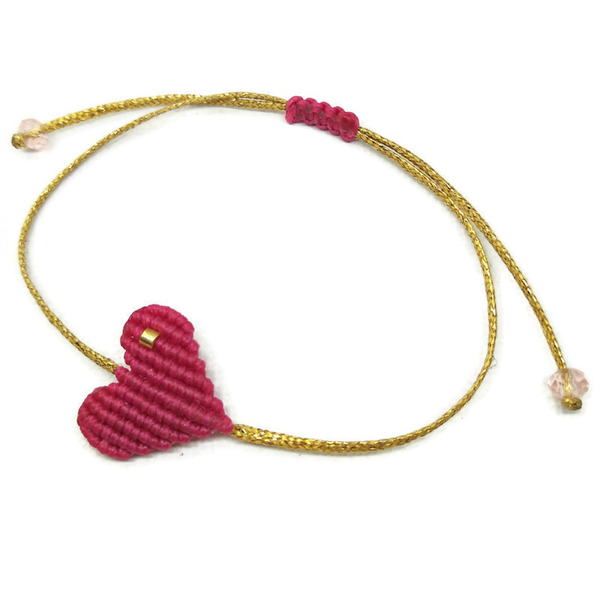 Βραχιόλι μακραμέ καρδιά ροζ-φούξια με χρυσή χάντρα miyuki - καρδιά, μακραμέ, boho, χεριού