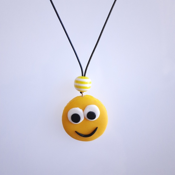 "Happy emoji " Χειροποίητο κολιέ από πηλό - πηλός, χειροποίητα, κοσμήματα, παιδικά κολιέ - 2