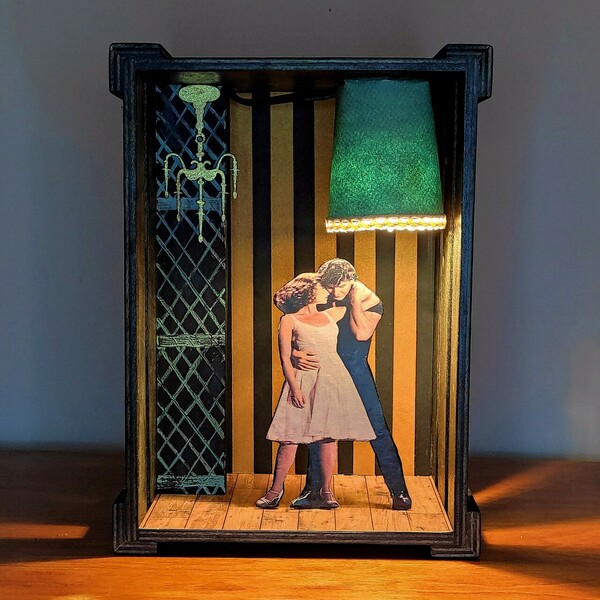 Ξύλινο χειροποίητο διακοσμητικό φωτιστικό με θέμα Dirty dansing - πορτατίφ, τοίχου, δώρα για γυναίκες - 4