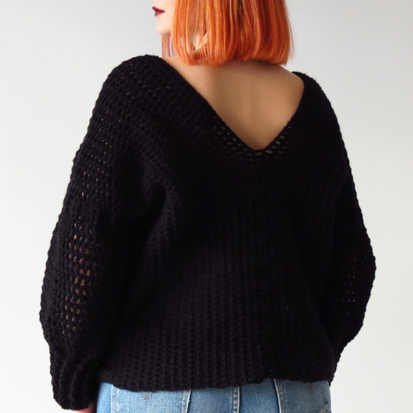 Πλεχτό μαύρο πουλόβερ με v λαιμό - crop top, μακρυμάνικες - 5