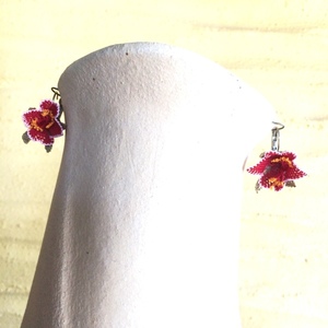 Σκουλαρίκια φριβολιτέ "Red Blossom" - λουλούδι, μικρά, boho, κρεμαστά - 2