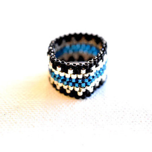 Χειροποίητο μαύρο δαχτυλίδι με χάντρες miyuki delica - χάντρες, miyuki delica, μεγάλα, αυξομειούμενα, δώρα για γυναίκες