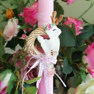 Πασχαλινό Λαμπαδάκι ροζ αρωματικό 22εκ με χειροποίητο σχεδιο ελαφίνα από πολυμερικό πηλο - κορίτσι, λαμπάδες, για παιδιά, για ενήλικες, πολυμερικό πηλό - 2