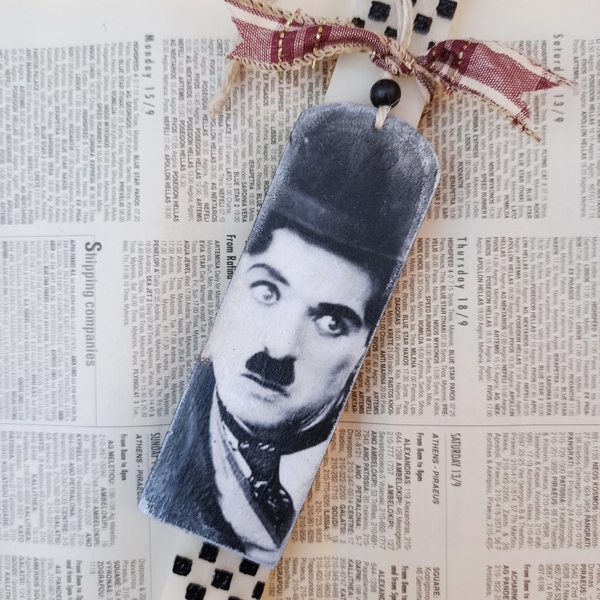 Λαμπάδα με σελιδοδείκτη Charlie Chaplin 30cm - λαμπάδες, σελιδοδείκτες, για ενήλικες, για εφήβους - 3