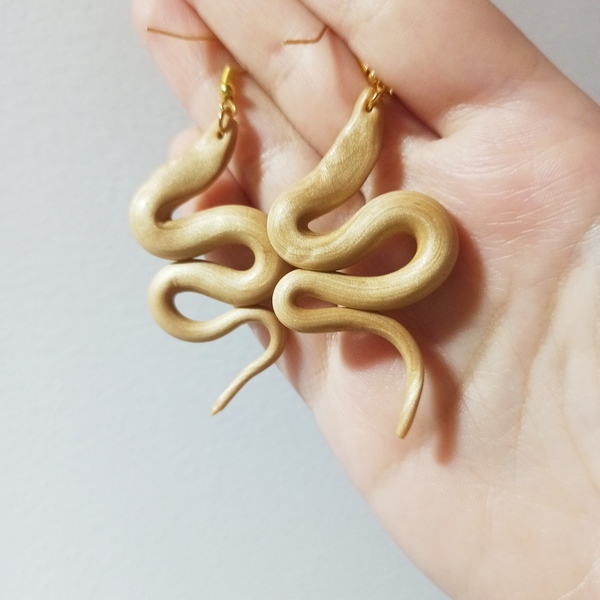 Χειροποίητα σκουλαρίκια με χρυσά φίδια - πηλός, μακριά, κρεμαστά, μεγάλα, φθηνά - 4