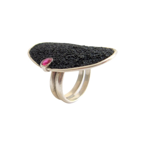 Δαχτυλίδι μαύρης άμμου ασημένιο δαχτυλίδι 925, Χειροποίητο με κόκκινο CZ, , Δαχτυλίδι οργανικής υφής, γυναικείο δαχτυλίδι, Δαχτυλίδι δώρου, μοναδικό , κομψό. - ημιπολύτιμες πέτρες, ασήμι 925, boho, μεγάλα, αυξομειούμενα