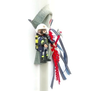 Λαμπάδα Πυροσβέστης με κράνος και εργαλείο για αγόρι Αρωματική Γκρι Τετράγωνη 30cm - αγόρι, λαμπάδες, για παιδιά, ήρωες κινουμένων σχεδίων, παιχνιδολαμπάδες