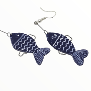 Σκουλαρίκια ψαράκια με μεταλλικά στοιχεία σχέδιο 2, Χειροποίητα κοσμήματα από πολυμερικό πηλό mimitopia - ψάρι, πηλός, κρεμαστά - 2