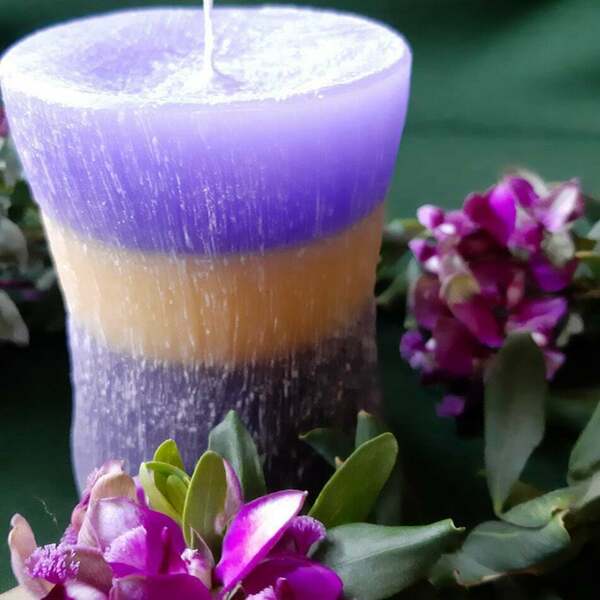 Αρωματικό κερί Λουλούδια του Δάσους σε μωβ/κίτρινο χρώμα 7.5x11 εκ. - αρωματικά κεριά - 3