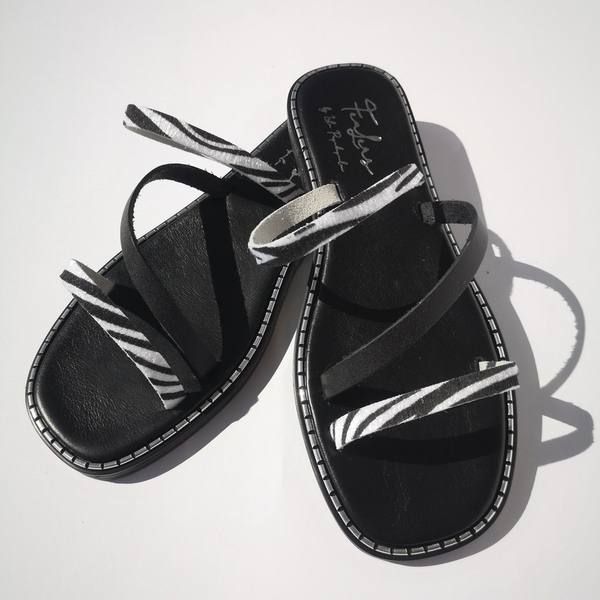 Thetis handmade sandal χειροποίητο δερμάτινο ασπρόμαυρο σανδάλι - φλατ, δέρμα, μαύρα, animal print - 2