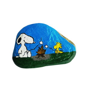 Διακοσμητική πέτρα θαλάσσης με τον Snoopy - πέτρα, διακοσμητικές πέτρες, ήρωες κινουμένων σχεδίων