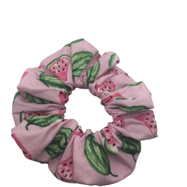 Υφασμάτινο λαστιχάκι scrunchie με καρπουζάκια - ύφασμα, ροζ, κορίτσι, καρπούζι, λαστιχάκια μαλλιών - 2