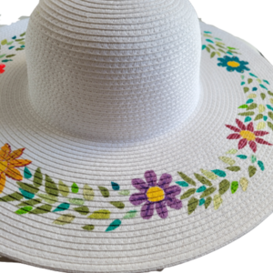 Καπέλο λευκό ζωγραφισμένο στο χέρι. - ζωγραφισμένα στο χέρι, λουλούδια, ψάθινα