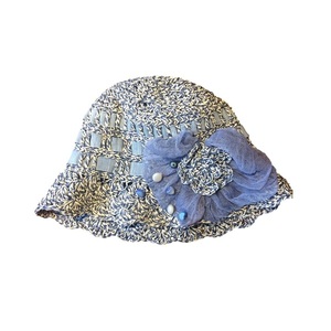 Πλεκτό διακοσμημένο γυναικείο καπέλο σε 2 χρώματα - κοχύλι, romantic, ψάθινα