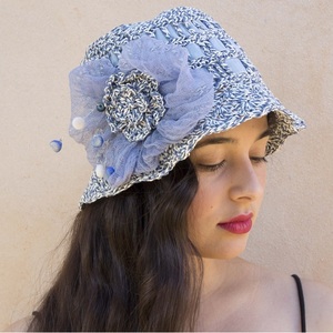 Πλεκτό διακοσμημένο γυναικείο καπέλο σε 2 χρώματα - κοχύλι, romantic, ψάθινα - 2