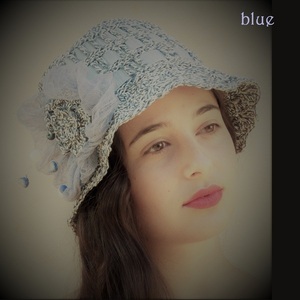 Πλεκτό διακοσμημένο γυναικείο καπέλο σε 2 χρώματα - κοχύλι, romantic, ψάθινα - 3
