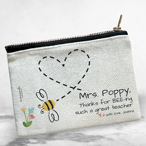 Γυναικείο Πορτοφολάκι Μελισσούλα για την Δασκάλα με Όνομα και Ευχή - ύφασμα, σχολικό, δώρα για δασκάλες, πορτοφόλια, προσωποποιημένα