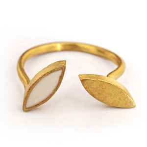 Double Color Ring - Χειροποίητο Επίχρυσο Δαχτυλίδι από Ασήμι 925 σε ιβουάρ χρώμα - ασήμι, επιχρυσωμένα, σμάλτος, κομψό, αυξομειούμενα, φθηνά