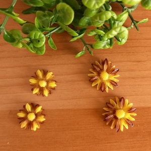 Σκουλαρίκια λουλούδι "Γκαζάνια" με υγρό γυαλί . - γυαλί, λουλούδι, καρφωτά, μικρά, ατσάλι - 3
