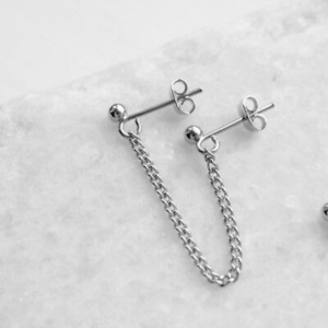 Καρφωτά διπλά σκουλαρίκια με αλυσιδάκι - καρφωτά, μικρά, ατσάλι