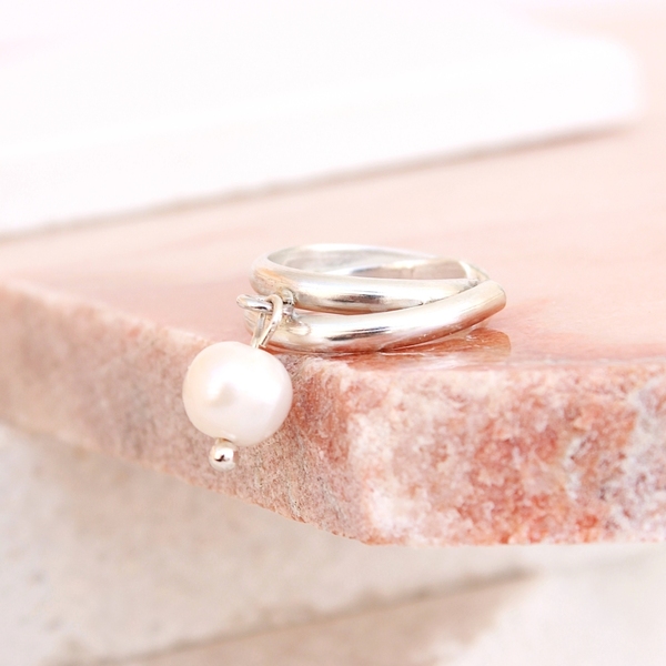 Ασημένιο μονό σκουλαρίκι Pearl Ear Cuff με μαργαριτάρι γλυκού νερού. - μικρά, ασήμι, μαργαριτάρι - 3