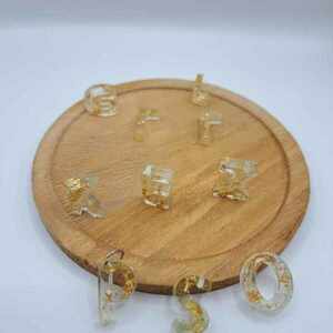 Μονόγραμμα μπρελόκ διαφανές με φύλλα χρυσού από υγρό γυαλί 2cm x 2cm - ρητίνη, δώρο, μπρελόκ, κλειδί, μονογράμματα - 4