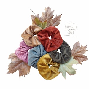 Scrunchie/ Λαστιχάκι μαλλιών 'fluffy μαύρο' - 1 τεμ. (medium μέγεθος) - βελούδο, για τα μαλλιά, λαστιχάκια μαλλιών - 4