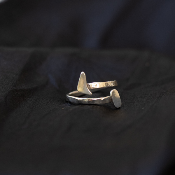 ασημένιο δαχτυλίδι με γεωμετρικά σχήματα - ασήμι, γεωμετρικά σχέδια, σφυρήλατο, αυξομειούμενα - 2