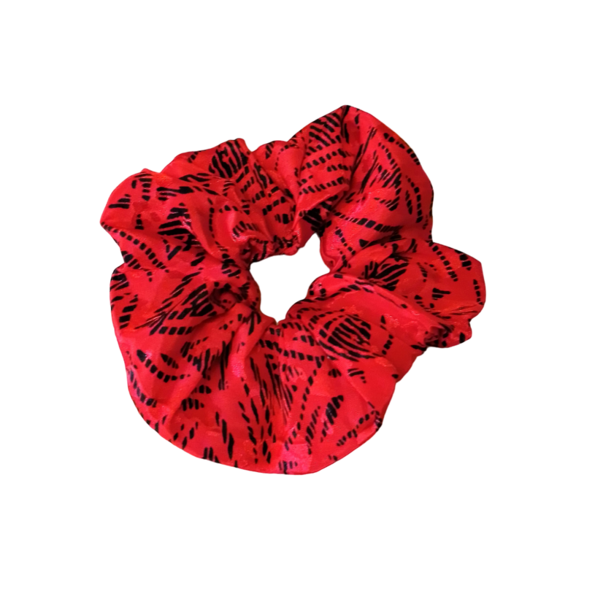 Χειροποίητο γυναικείο scrunchie σατέν, Νο L, κόκκινο με τυχαία σχέδια. - κοκκαλάκι, statement, σατέν, δώρα για γυναίκες, λαστιχάκια μαλλιών
