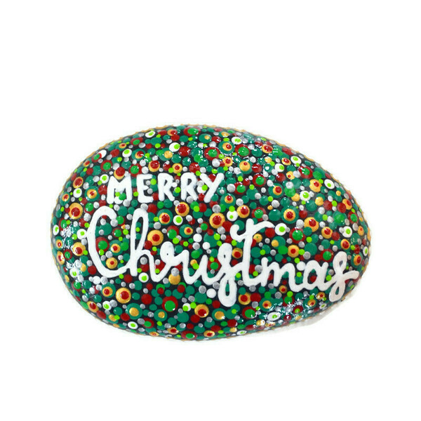 Χριστουγεννιάτικη πέτρα "Merry Christmas", ζωγραφισμένη στο χέρι, μήκους περίπου 10 εκ. - ζωγραφισμένα στο χέρι, διακοσμητικά, merry christmas, διακοσμητικές πέτρες