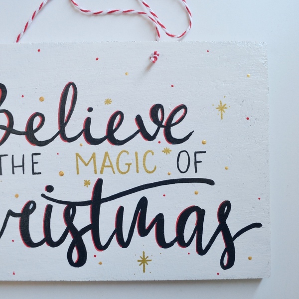 Χριστουγεννιάτικο, ξύλινο πινακάκι, ζωγραφισμένο στο χέρι σε λευκό χρώμα, διαστάσεων 23x14 εκ. - ξύλο, πίνακες & κάδρα, διακοσμητικά, ξύλινα διακοσμητικά - 4