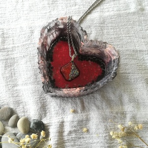 Κουτί κοσμημάτων και μικροαντικειμένων σχήμα καρδιάς κόκκινο - μαύρο, από υγρό γυαλί - καρδιά, οργάνωση & αποθήκευση, χειροποίητα, δώρα για γυναίκες - 2