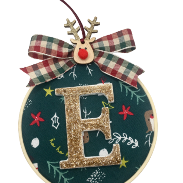 Προσωποποιημένο στολίδι-γούρι 2022 ξύλινο τελαράκι με το αρχικό γράμμα ονόματος - ξύλο, χριστουγεννιάτικο, χριστούγεννα, στολίδια, προσωποποιημένα - 2
