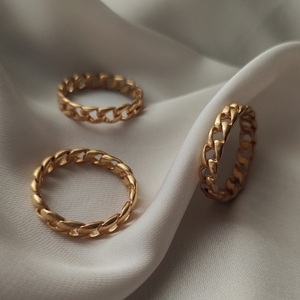 Flavian χρυσό ατσάλινο δαχτυλίδι - βεράκια, σταθερά, ατσάλι