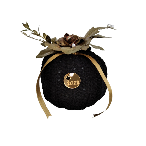 Πλεκτή μαύρη κολοκύθα γούρι 2023 (16cm) - νήμα, χριστουγεννιάτικο, χριστουγεννιάτικα δώρα, κολοκύθα, γούρια