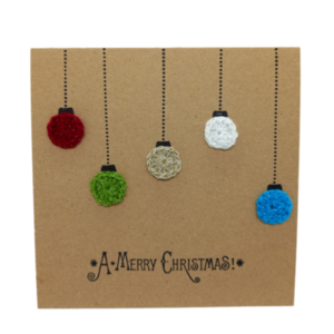 Χριστουγεννιάτικη κάρτα με πλεκτά στολίδια - ευχετήριες κάρτες, νήμα, στολίδι, στολίδι δέντρου