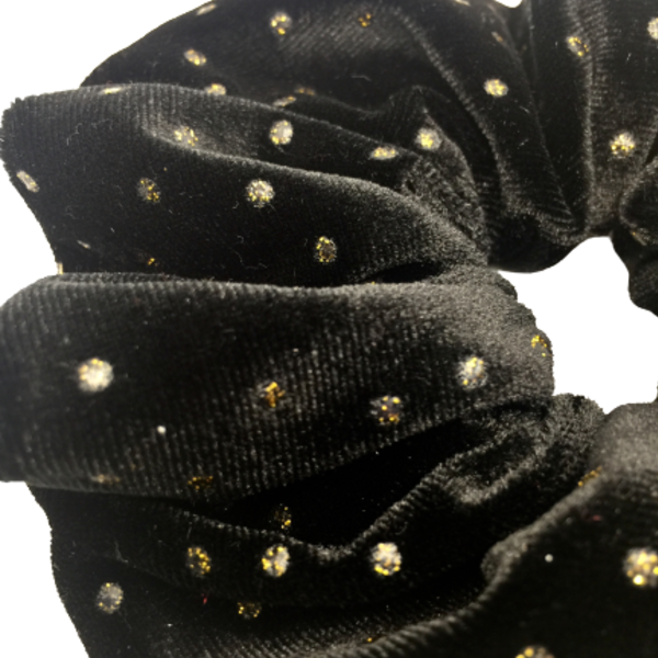 Υφασμάτινο λαστιχάκι scrunchie black με πουά χρυσό - ύφασμα, κορίτσι, πουά, μαύρα, λαστιχάκια μαλλιών - 3