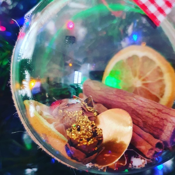 Χριστουγεννιάτικη μπάλα χειροποίητη κανέλα και αποξηραμένο πορτοκάλι - ξύλο, κουκουνάρι, χριστουγεννιάτικα δώρα, στολίδια, μπάλες - 5