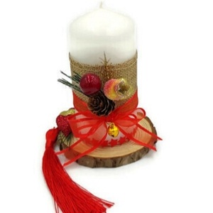 Διακοσμητικό λευκό αρωματικό κερί ύψους 12cm σε κορμό ξύλου 9cm με κόκκινη φούντα - διακοσμητικά, κεριά, χριστουγεννιάτικα δώρα, ρόδι, πηλός