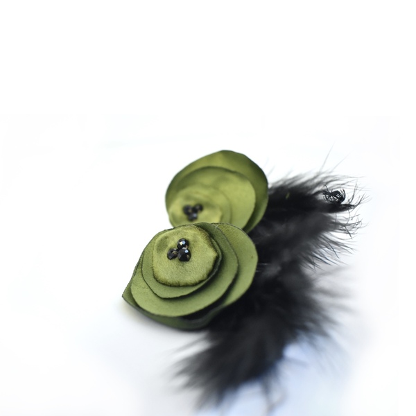 Πράσινα υφασμάτινα σκουλαρίκια με φτερά - φτερό, δώρο, must αξεσουάρ, καρφωτά, ατσάλι - 2
