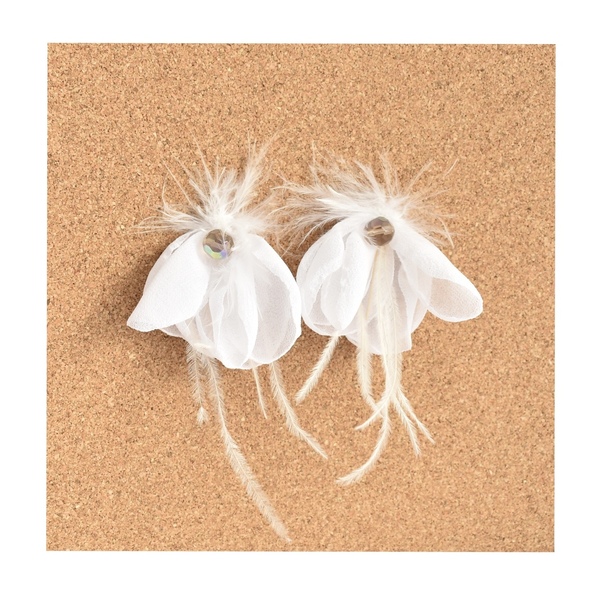 Λευκά σκουλαρίκια με πέταλα - λουλούδι, καρφωτά, ατσάλι, ιδεά για δώρο