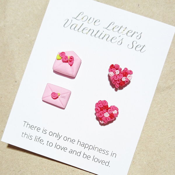 Love Letters Valentine's Set | Σκουλαρίκια & scrunchie, χειροποίητα σκουλαρίκια από πολυμερικό πηλό σε σχέδιο γράμμα Αγίου Βαλεντίνου & καρδιές. - πηλός, καρφωτά, μικρά, ατσάλι, καρφάκι - 2