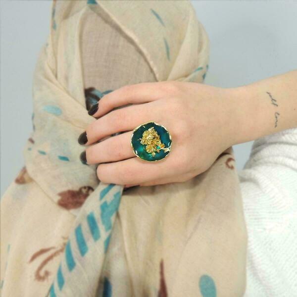 Δαχτυλίδι σμαραγδί - πράσινο με υγρό γυαλί και φύλλα ψευδόχρυσου. - γυαλί, μπρούντζος, μεγάλα, αυξομειούμενα, δώρα για γυναίκες - 4