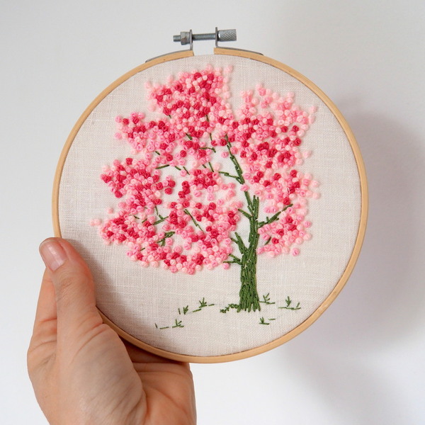 Ανθισμένο δέντρο με ροζ λουλούδια, κέντημενο τελάρο - τελάρα κεντήματος