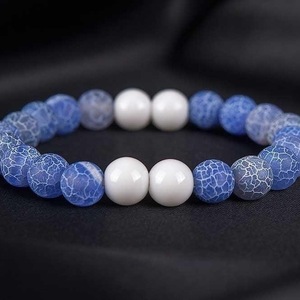 BRACELET of AHAT BLUE CRACKED and QUARTZ MILK WHITE - ημιπολύτιμες πέτρες, γυναικεία, χάντρες, χεριού, αντρικά βραχόλια