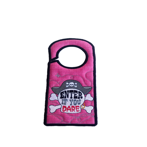 Υφασμάτινο Κεντητό Ροζ Κρεμαστάρι Πόρτας 10*24 cm "Enter If You Dare" - κεντητά, κορίτσι, αγόρι, κρεμάστρες
