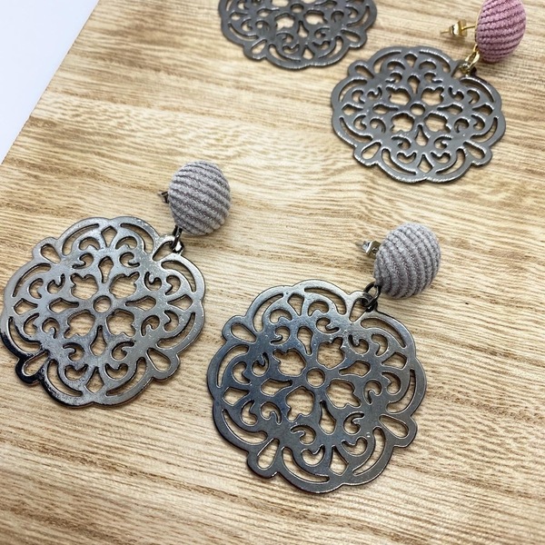 Σκουλαρίκια με κοτλέ κουμπώματα - ασήμι, γεωμετρικά σχέδια, μεταλλικά στοιχεία