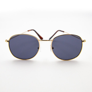 Γυαλιά ηλίου σε χρυσό χρώμα με 100% UV προστασία από τον ήλιο. - γυαλιά ηλίου - 4